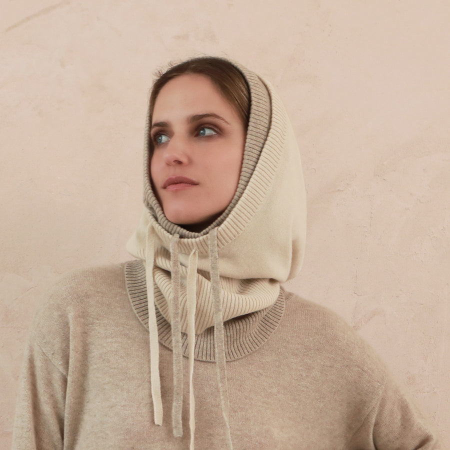 IMAGO Cashmere Hood