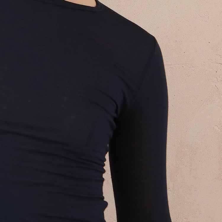 IMAGO Under-Layer Turtleneck t-shirt