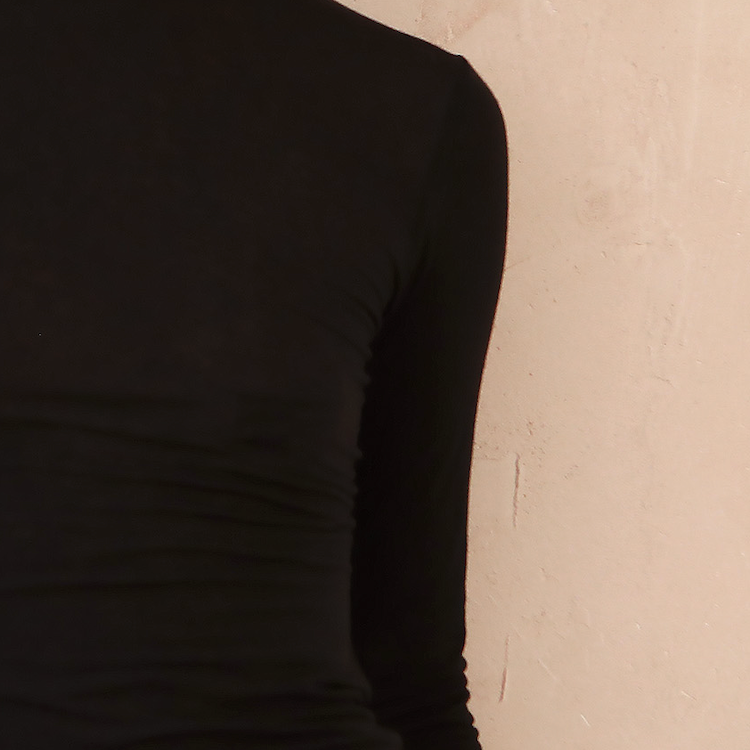 IMAGO Under-Layer Turtleneck t-shirt