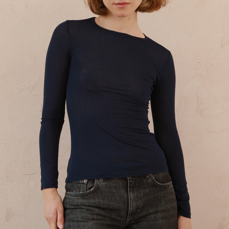 IMAGO Under-Layer Round neck t-shirt