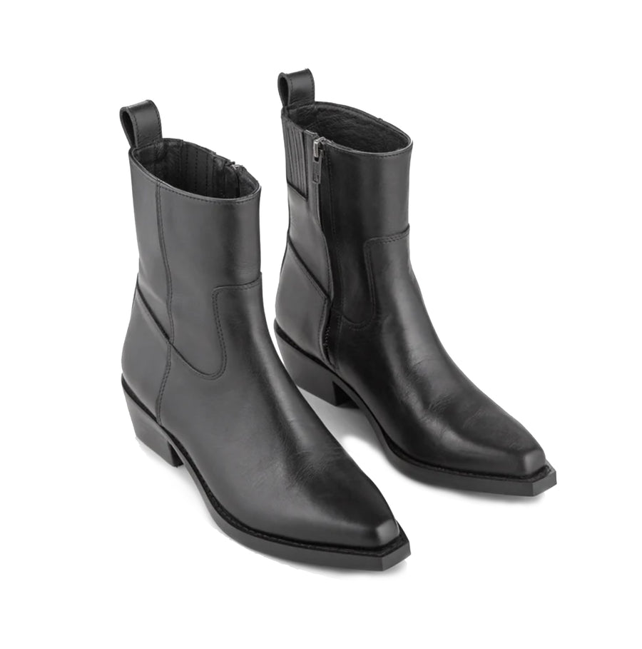 Ivylee Copenhagen Harper Ankle Boots Black