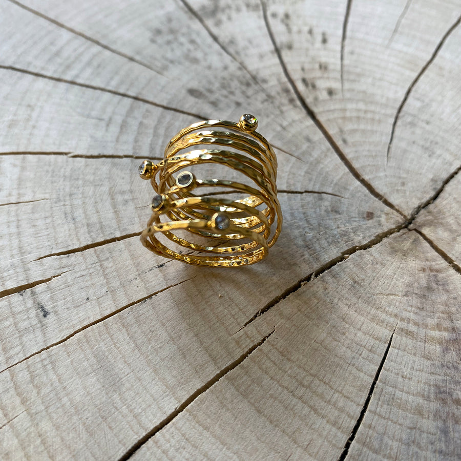 by LC studio Spiral Gold Zirconia Ring